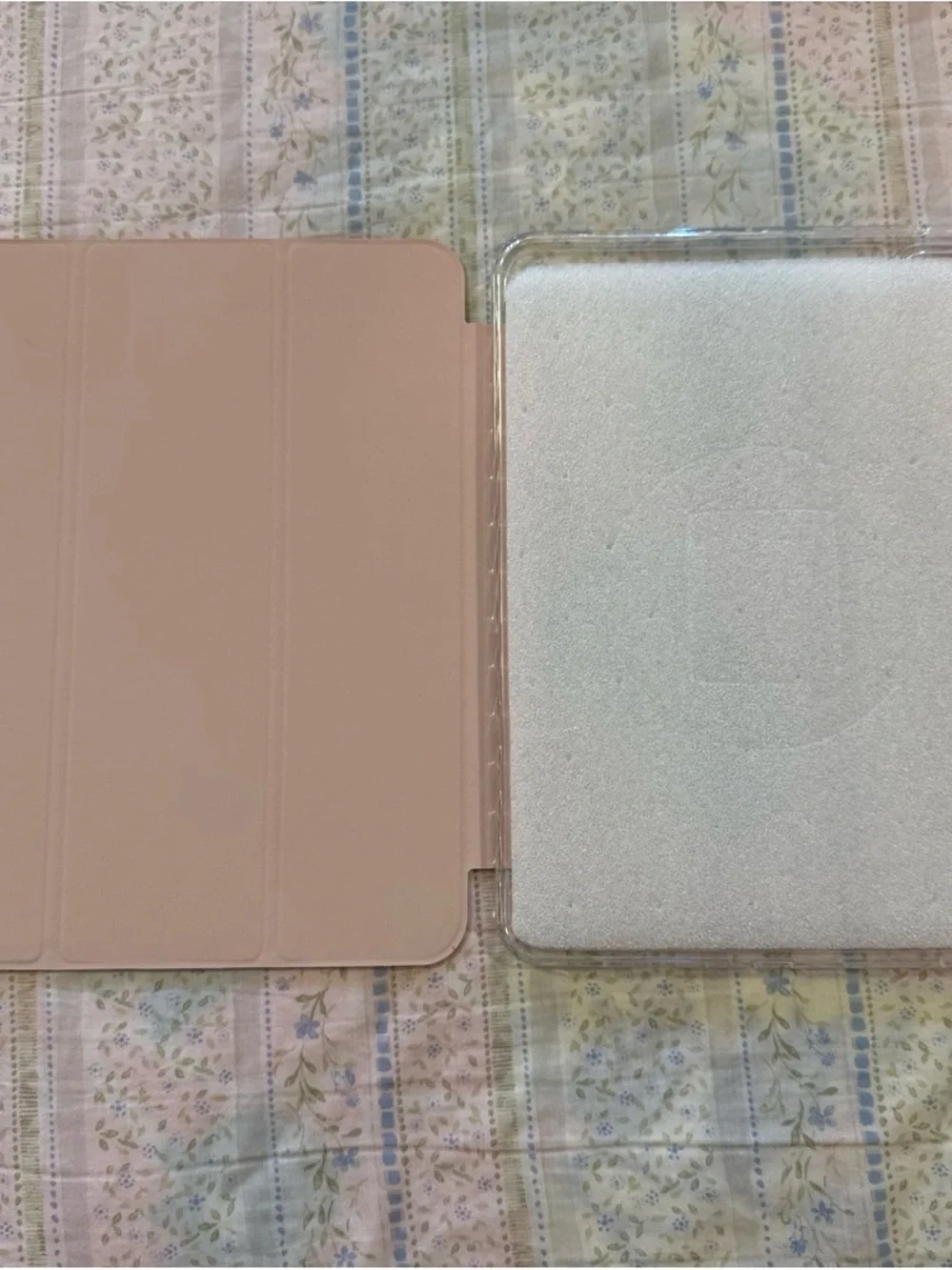 Elyse Breanne pink ipad